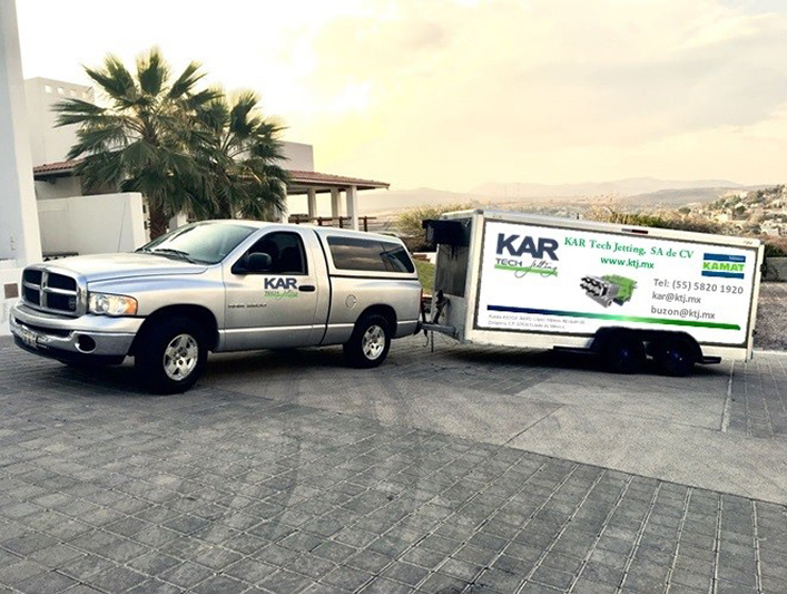 KAR TECH car and trailor with KAMAT Logo in Mexico